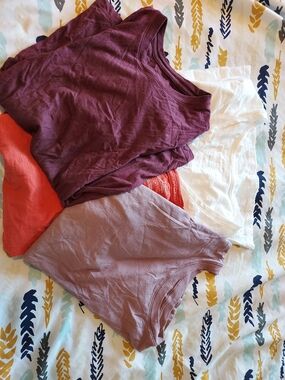 Bundle Of 4  Women's Short  And 1 Long Sleeve Tees - Plum, Mauve, Coral, White